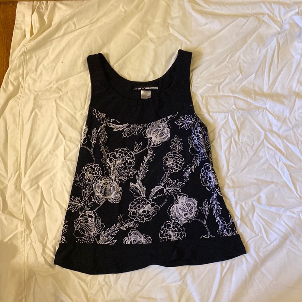 Patterned Tank